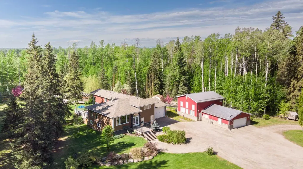 13 Green Valley Lane Rural Clearwater County AB T4T 2A1