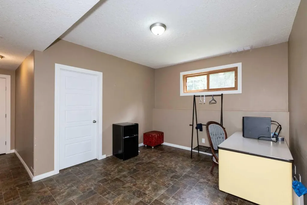 13 Green Valley Lane Rural Clearwater County AB T4T 2A1