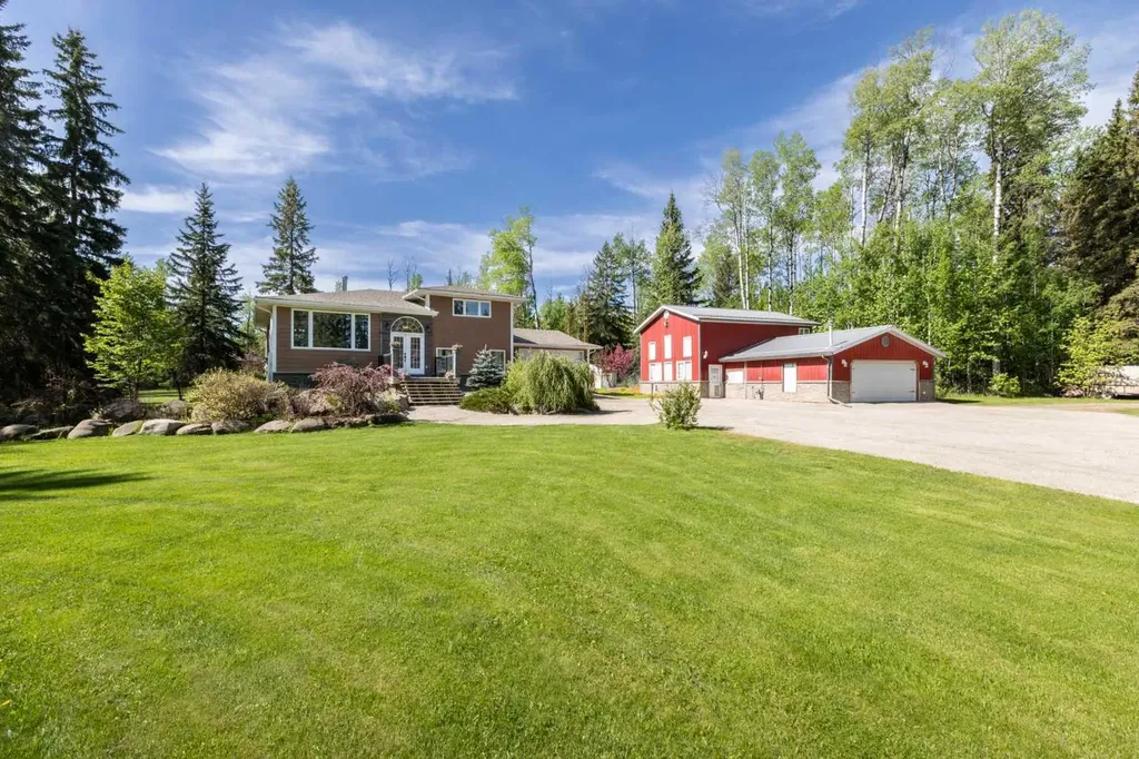 13 Green Valley Lane Rural Clearwater County AB T4T 2A1