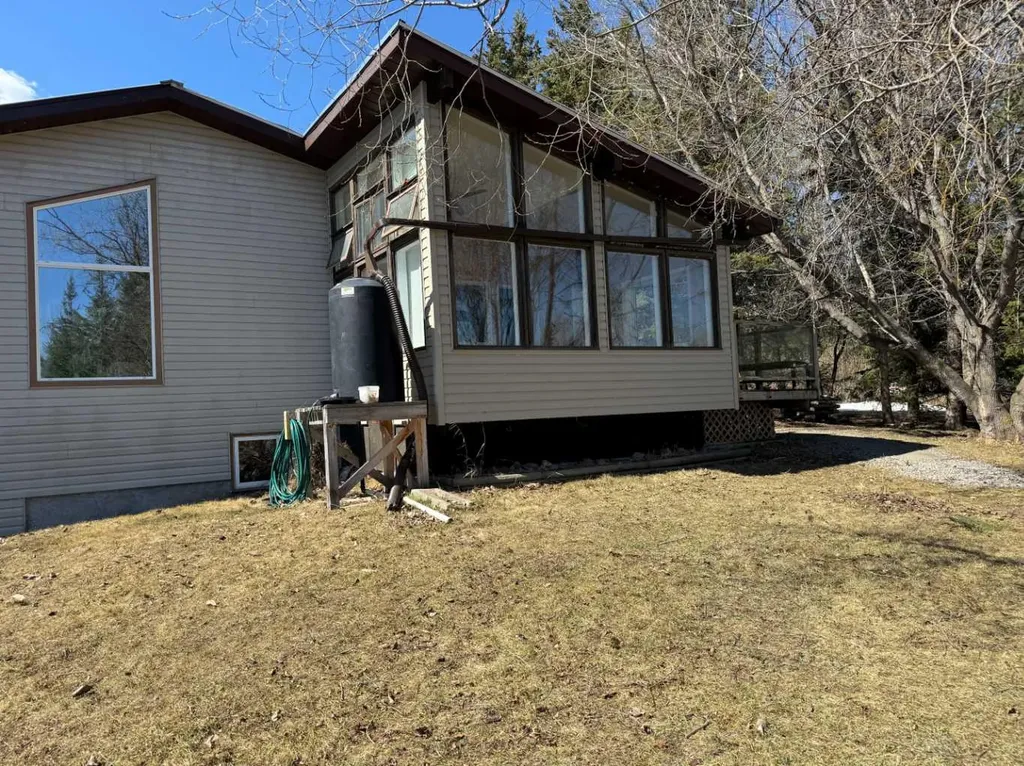 462075 Range Road 33 Winfield AB T0C 2X0