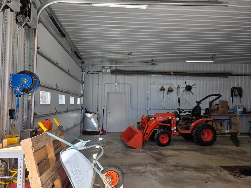 462075 Range Road 33 Winfield AB T0C 2X0