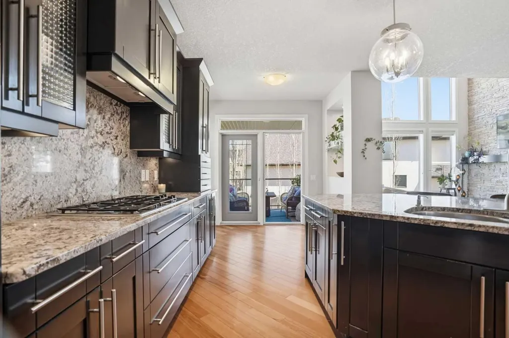 135 Cranleigh View SE Calgary AB T3M 0A2
