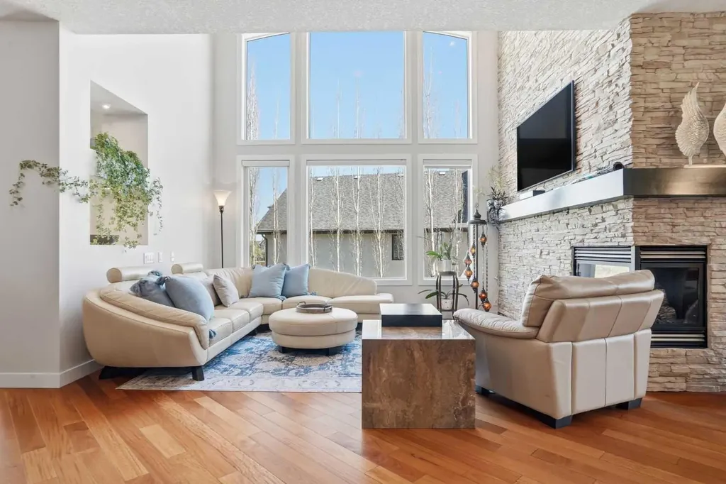 135 Cranleigh View SE Calgary AB T3M 0A2