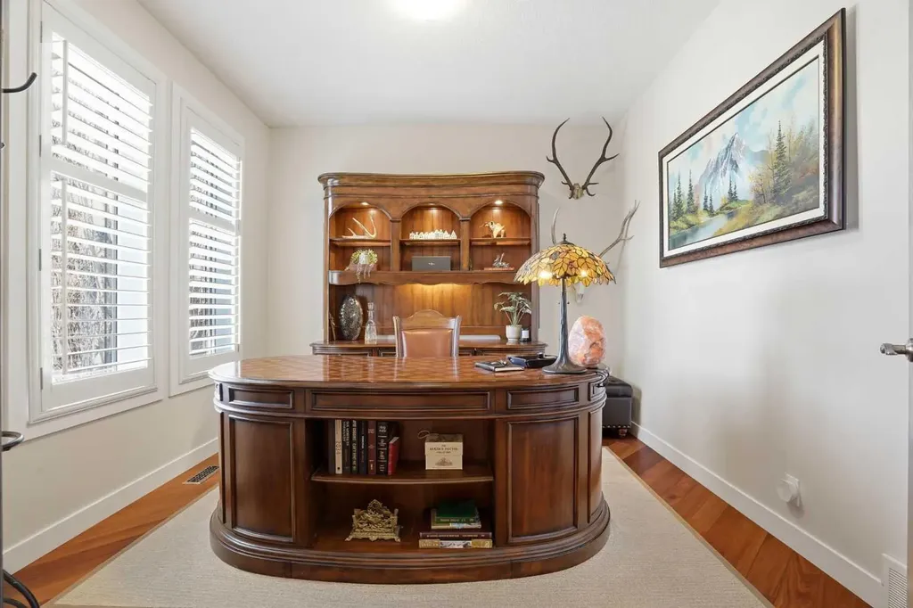 135 Cranleigh View SE Calgary AB T3M 0A2