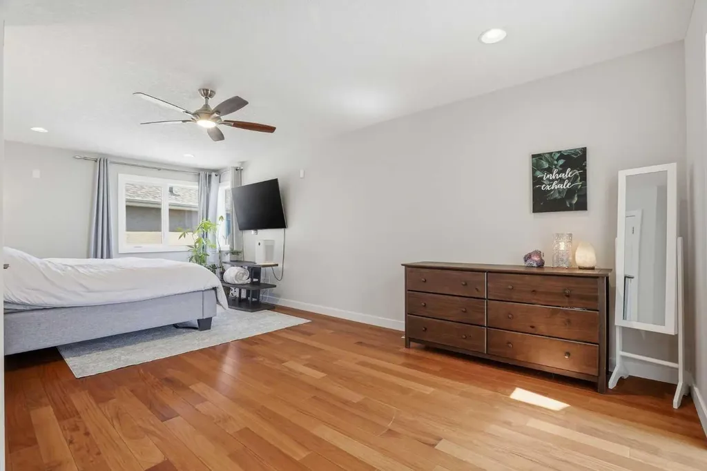 135 Cranleigh View SE Calgary AB T3M 0A2