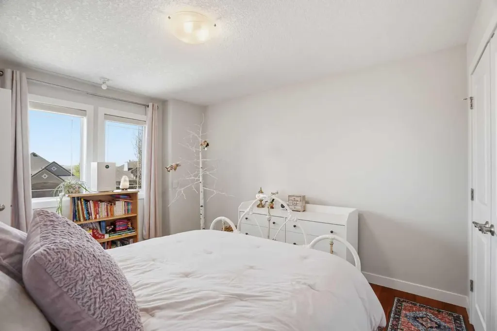 135 Cranleigh View SE Calgary AB T3M 0A2