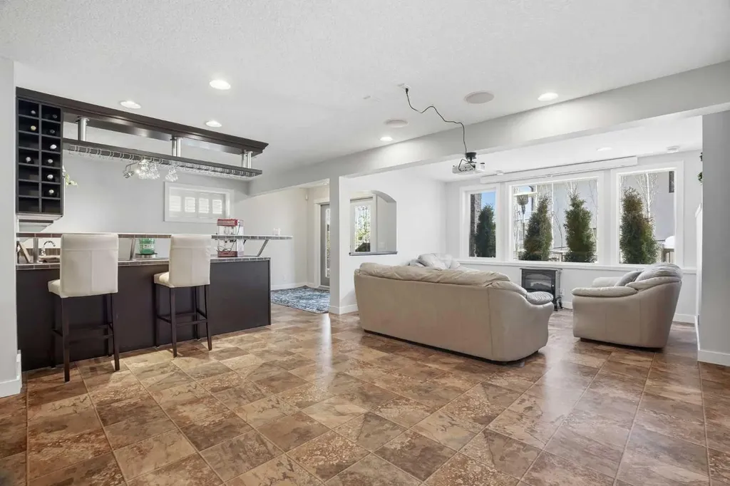 135 Cranleigh View SE Calgary AB T3M 0A2