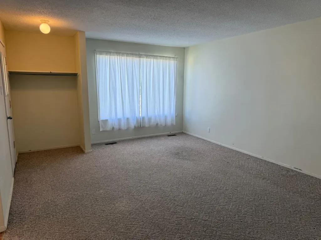 232 Rubie Crescent Nobleford AB T0L 1S0