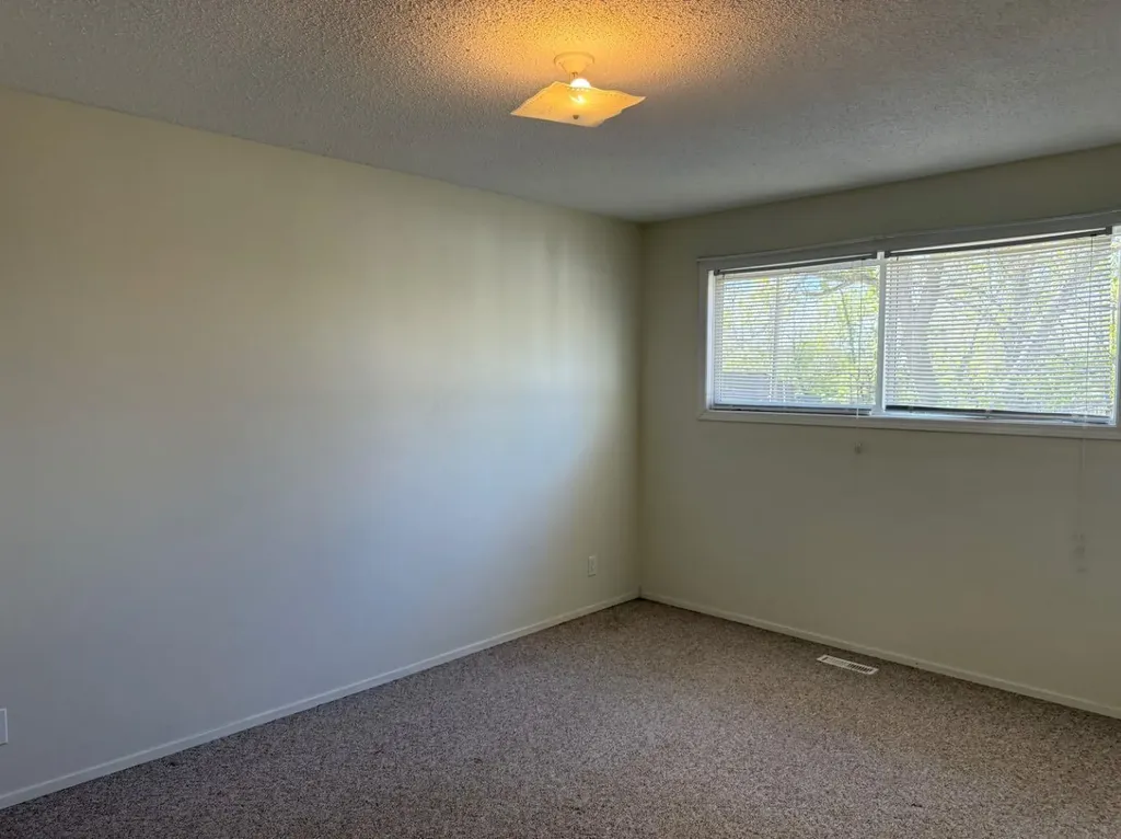 232 Rubie Crescent Nobleford AB T0L 1S0