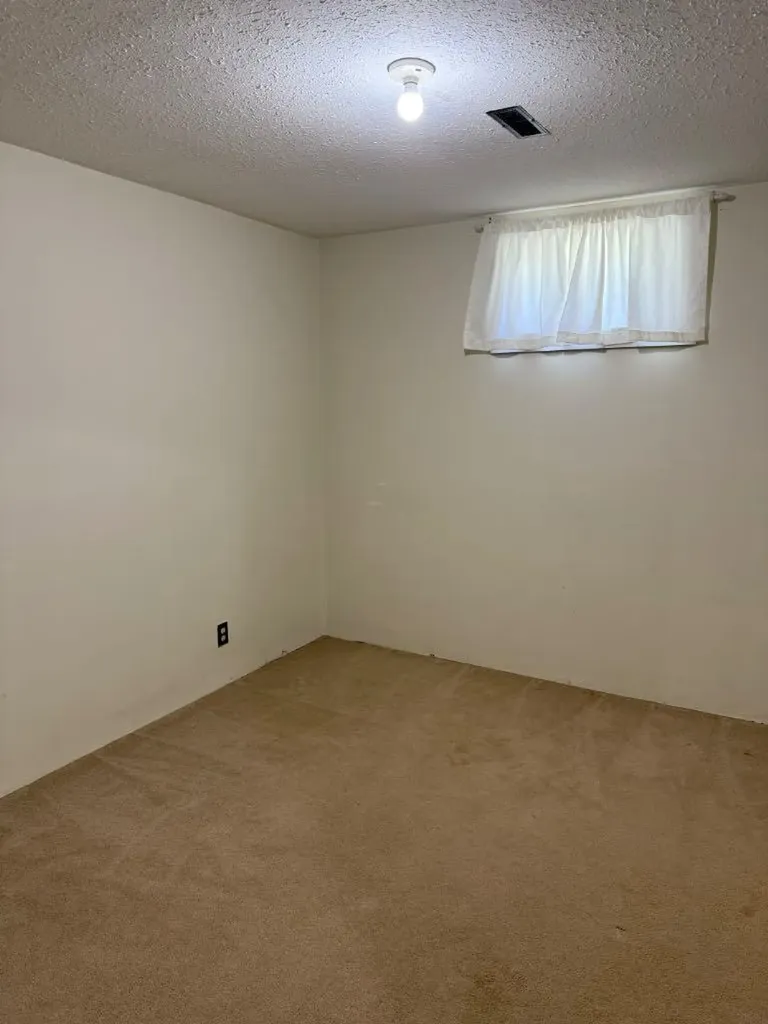 232 Rubie Crescent Nobleford AB T0L 1S0