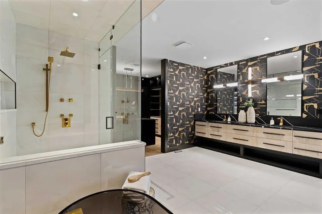 1016 Beverley Boulevard SW Calgary AB T2V 2C5