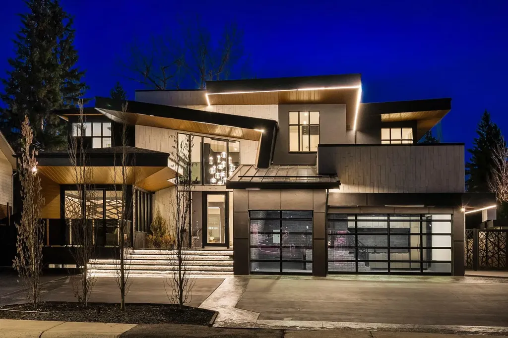 1016 Beverley Boulevard SW Calgary AB T2V 2C5
