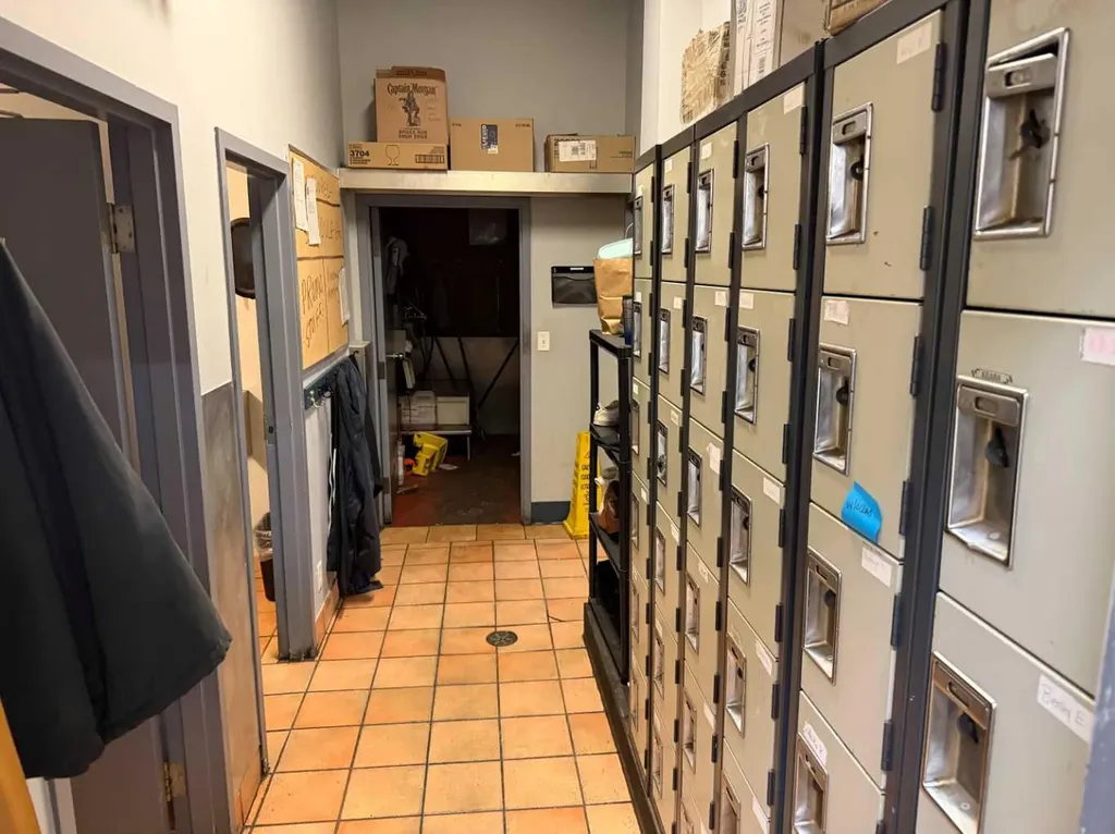 10508 100 Avenue Grande Prairie AB T8V 0V9