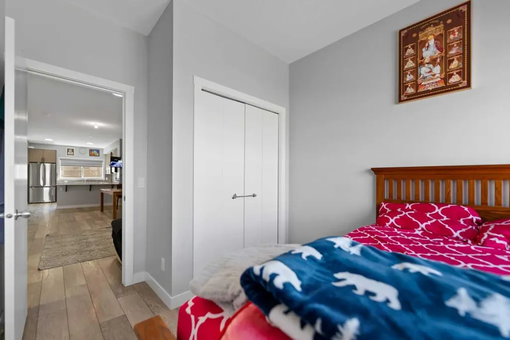 123 Corner Glen Drive NE Calgary AB T3N 2T4