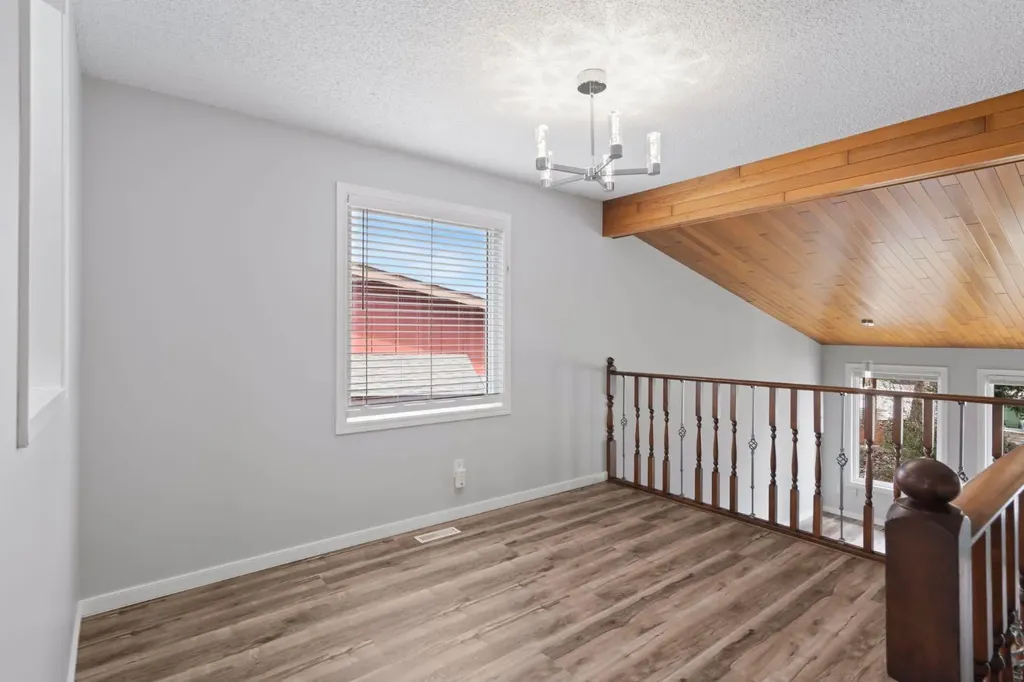 92 Glenhill Drive Cochrane AB T4C 1H1