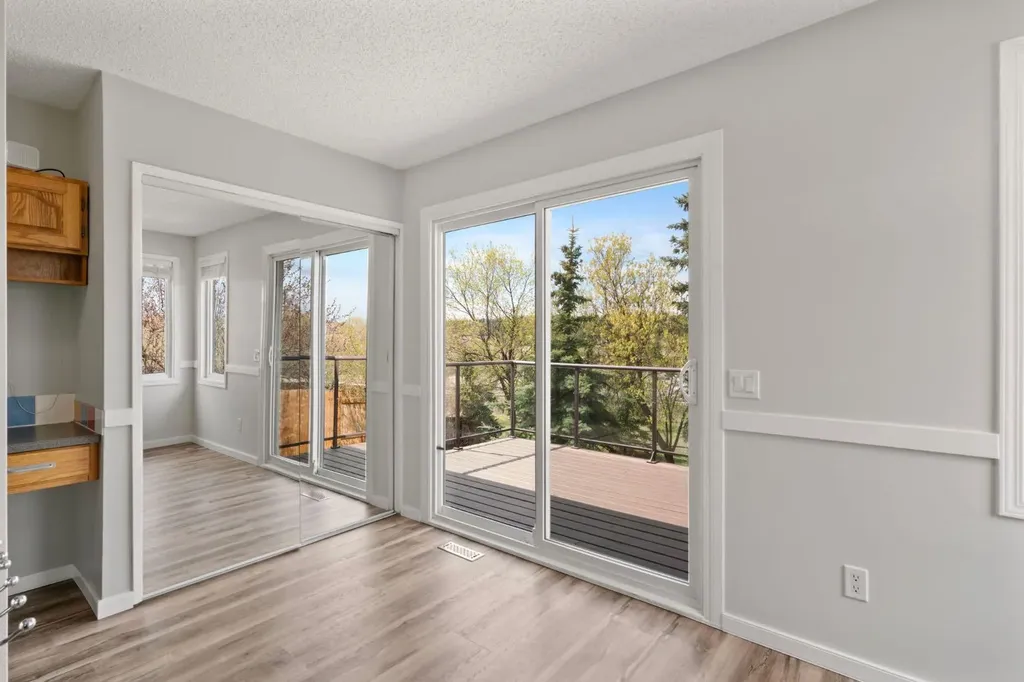 92 Glenhill Drive Cochrane AB T4C 1H1