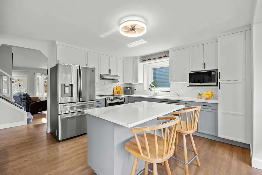260 Riverside Mews SE Calgary AB T2C 3Y8
