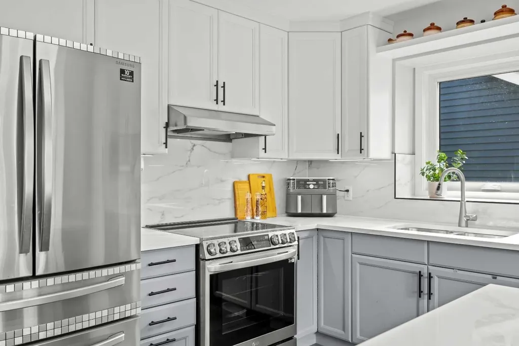 260 Riverside Mews SE Calgary AB T2C 3Y8