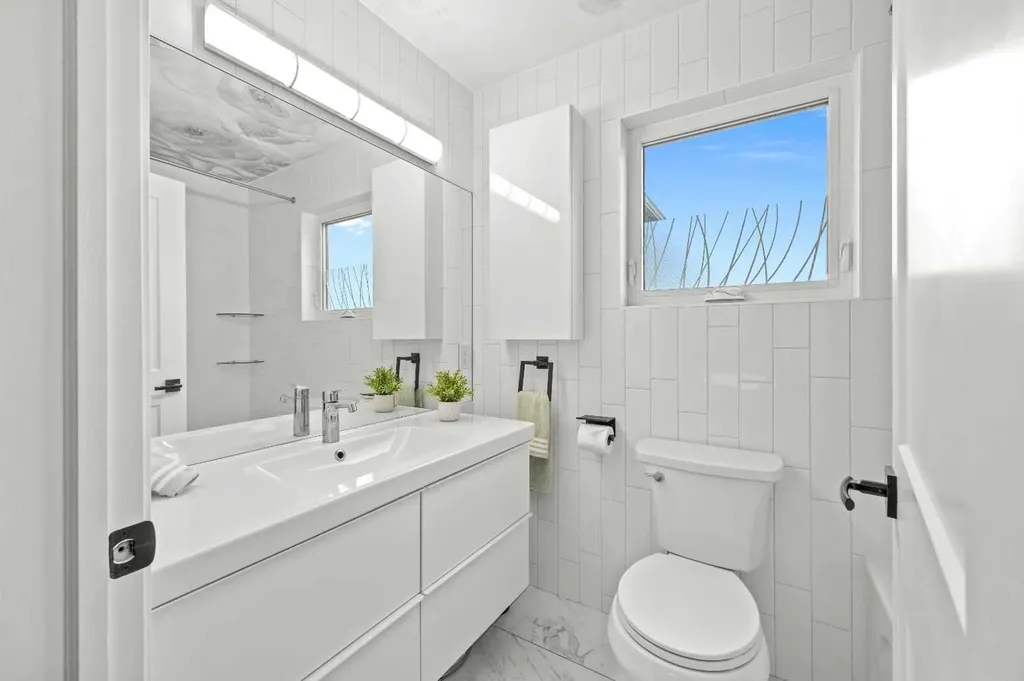 260 Riverside Mews SE Calgary AB T2C 3Y8