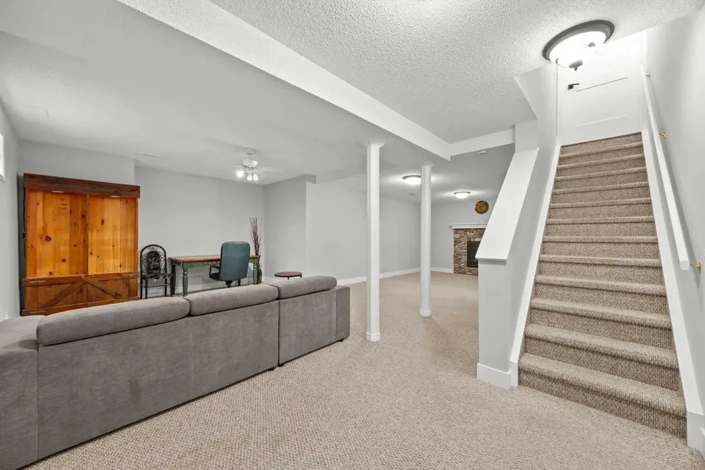 260 Riverside Mews SE Calgary AB T2C 3Y8