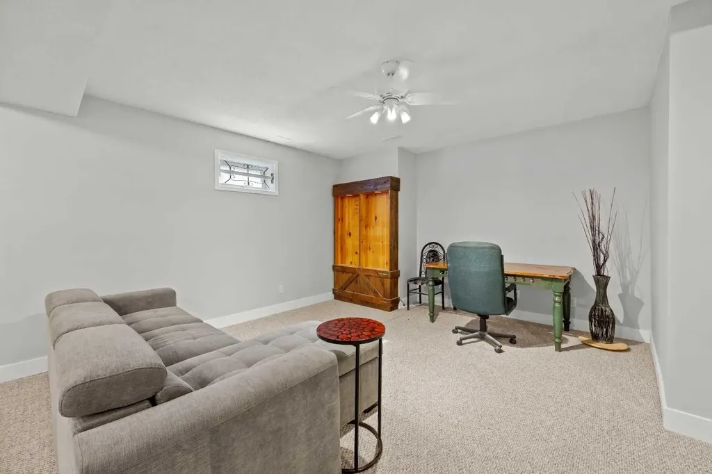260 Riverside Mews SE Calgary AB T2C 3Y8