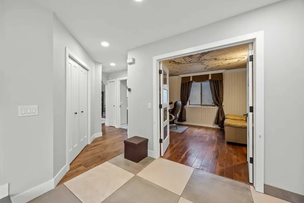 260 Riverside Mews SE Calgary AB T2C 3Y8
