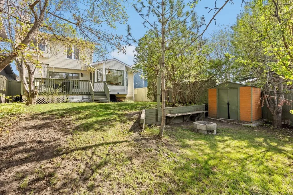 260 Riverside Mews SE Calgary AB T2C 3Y8