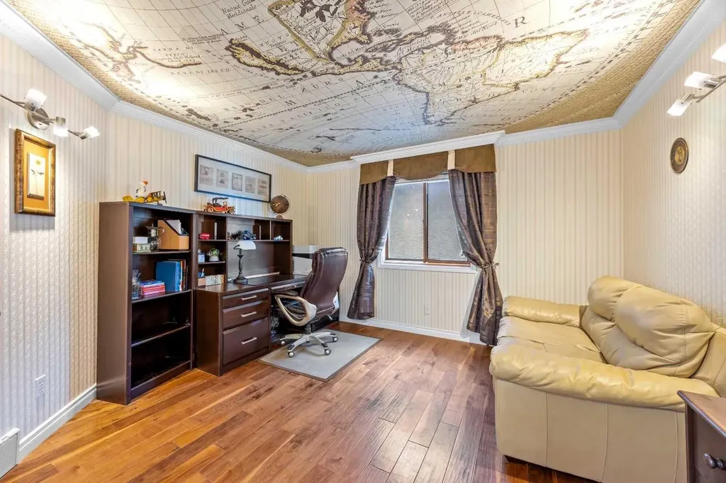 260 Riverside Mews SE Calgary AB T2C 3Y8