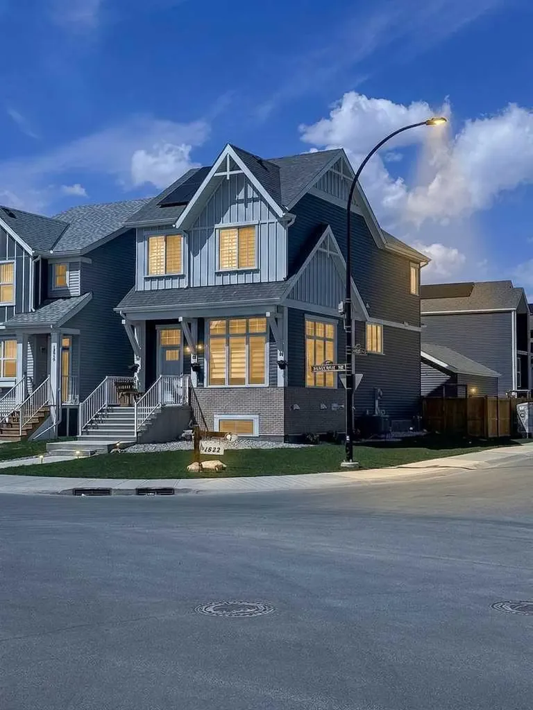 1842 Rangeview Drive SE Calgary AB T3S0C9