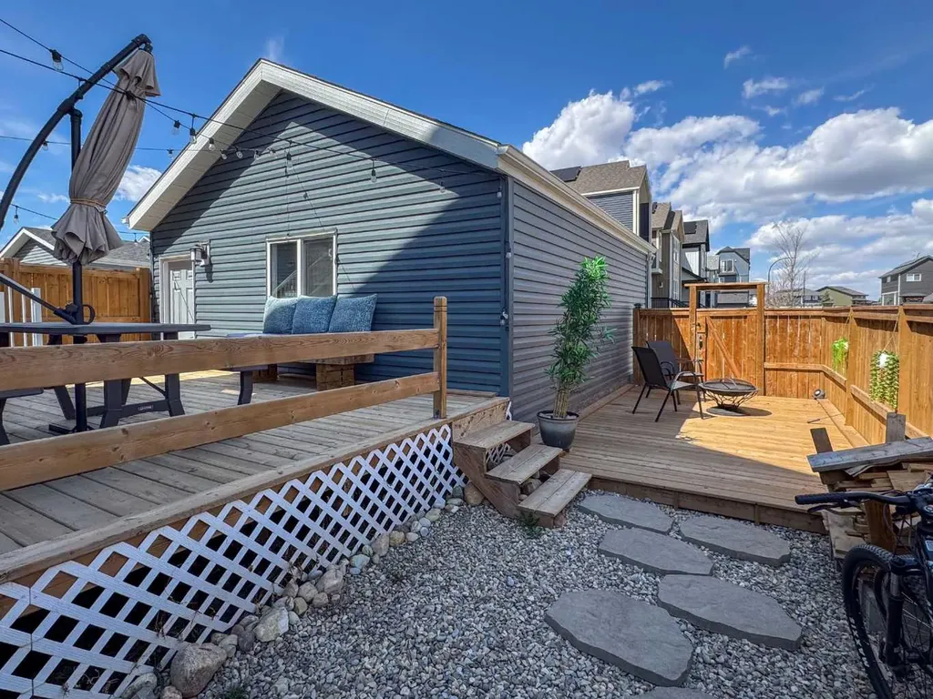 1842 Rangeview Drive SE Calgary AB T3S0C9
