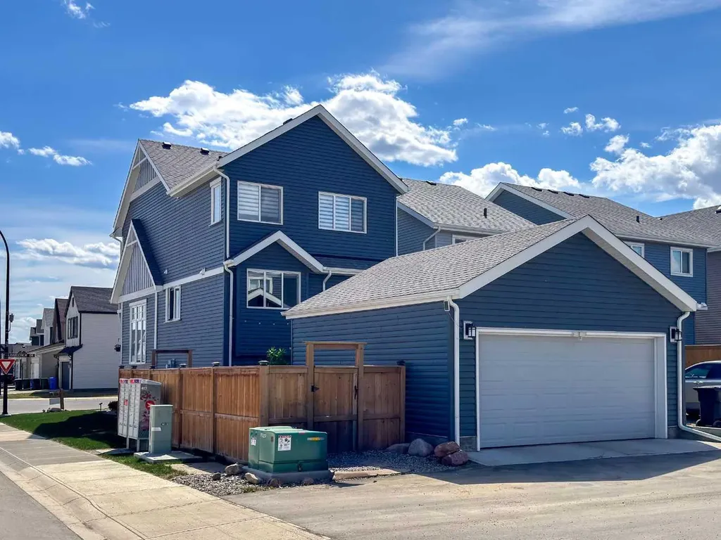 1842 Rangeview Drive SE Calgary AB T3S0C9