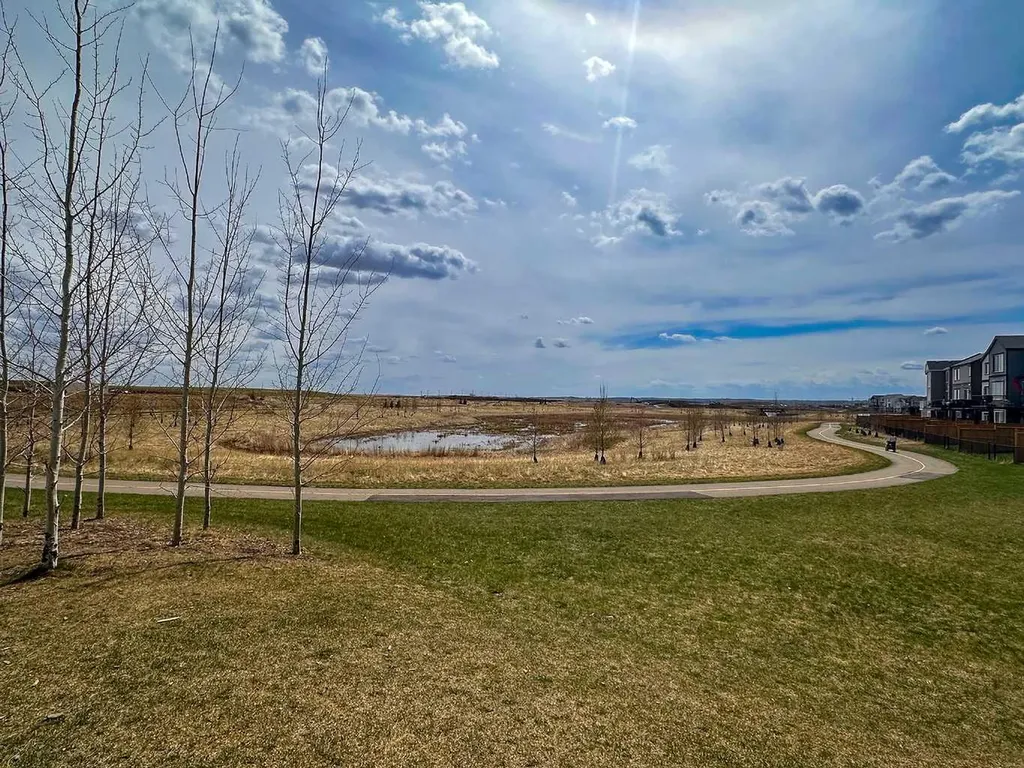 1842 Rangeview Drive SE Calgary AB T3S0C9