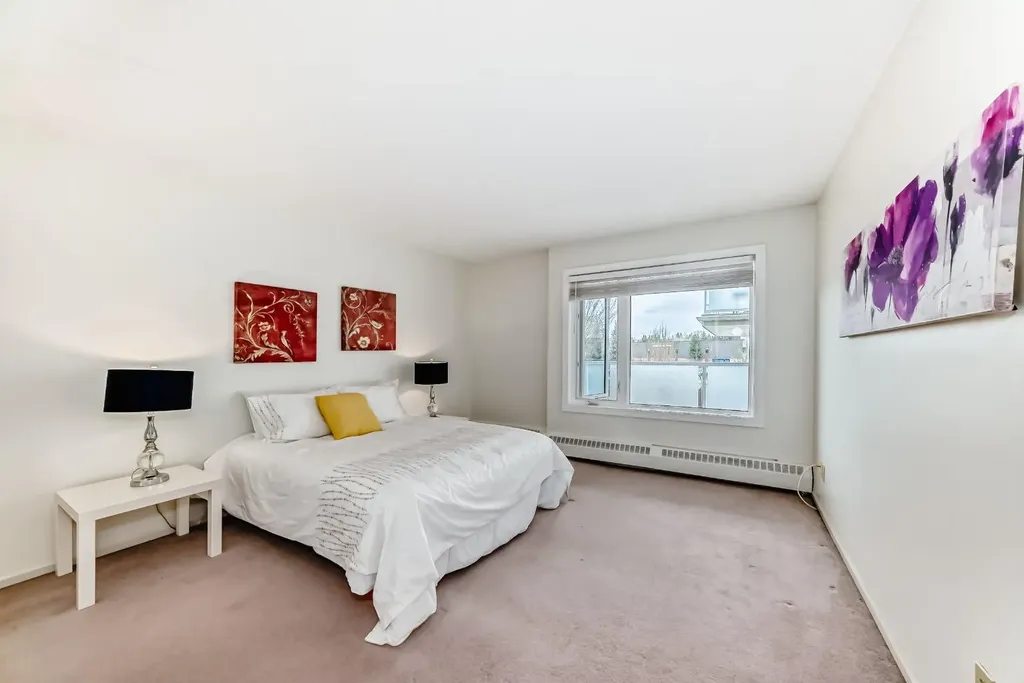 3727 42 Street NW Calgary AB T3A 2W3