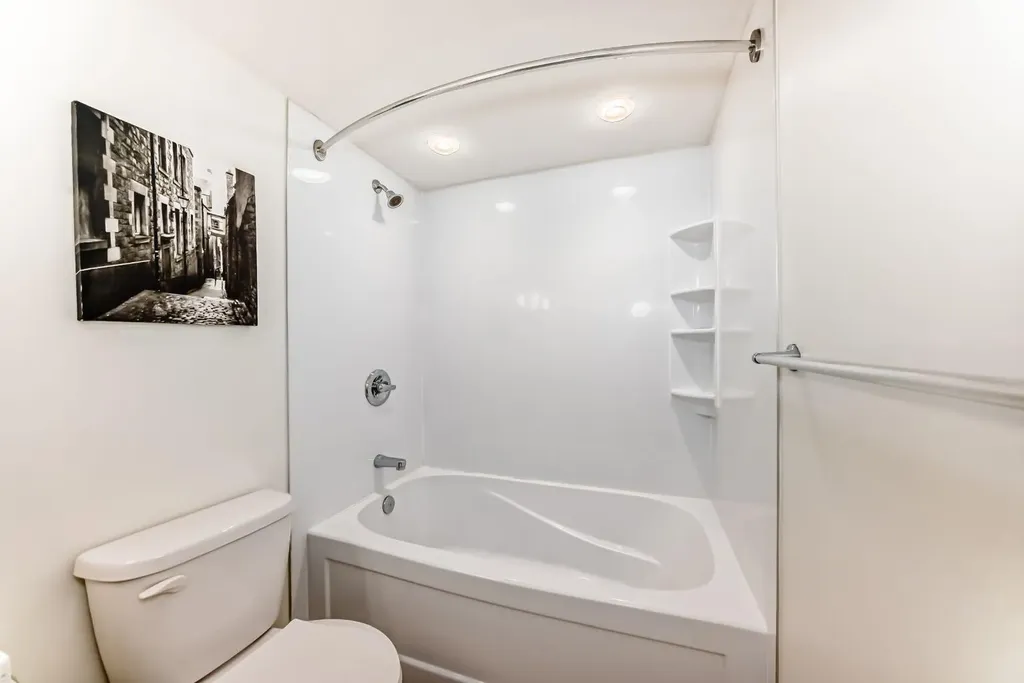 3727 42 Street NW Calgary AB T3A 2W3