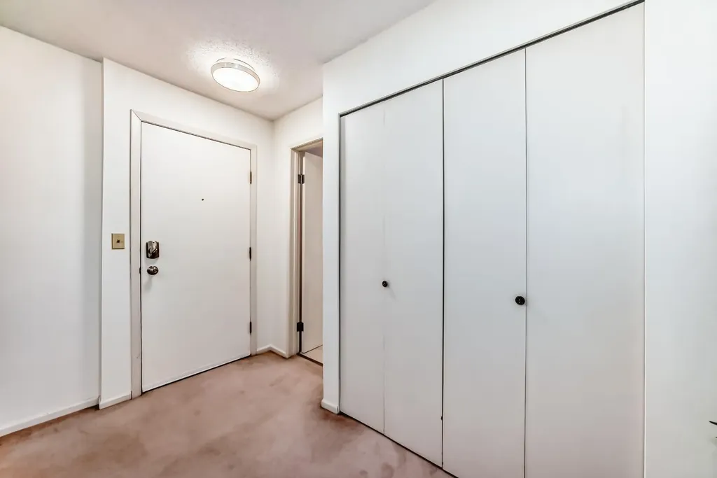 3727 42 Street NW Calgary AB T3A 2W3