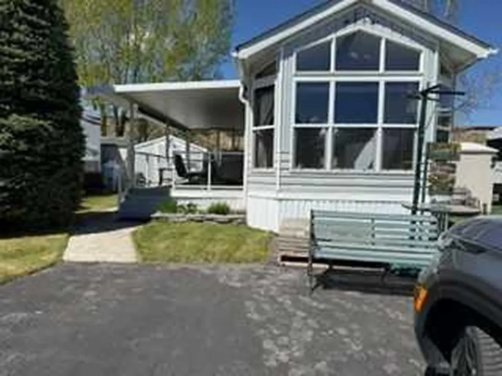 370165 79 Street E Aldersyde AB T0L 0A0