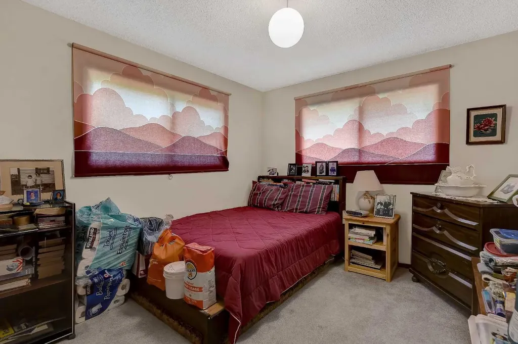 710 8th Avenue W Beaverlodge AB T0H 0C0