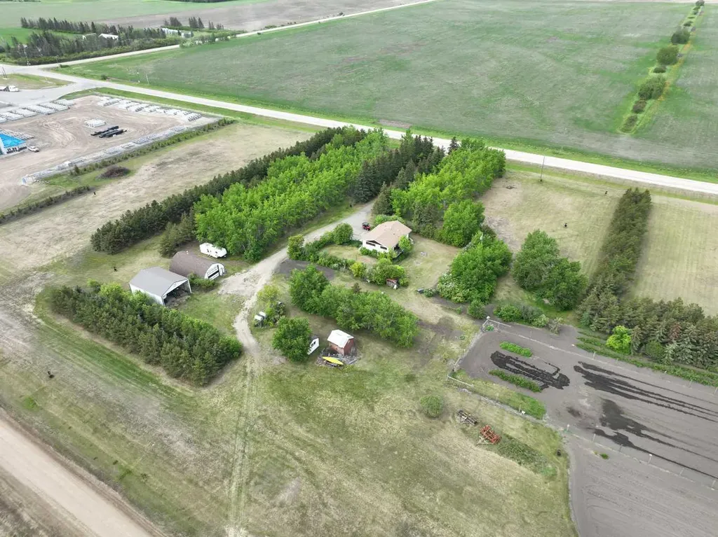 710 8th Avenue W Beaverlodge AB T0H 0C0