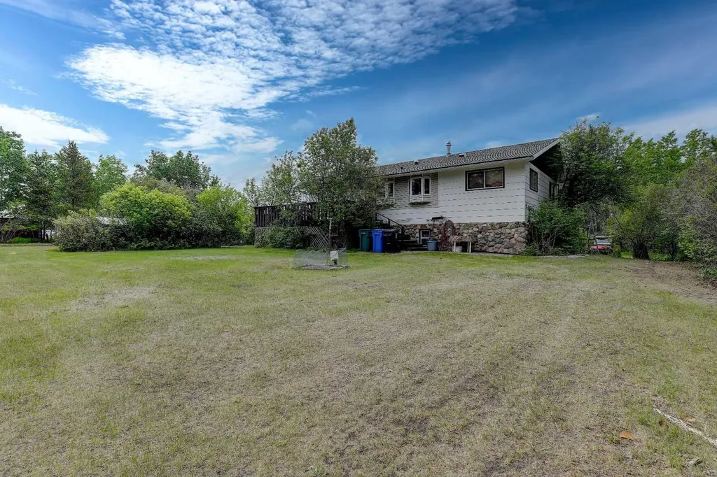 710 8th Avenue W Beaverlodge AB T0H 0C0