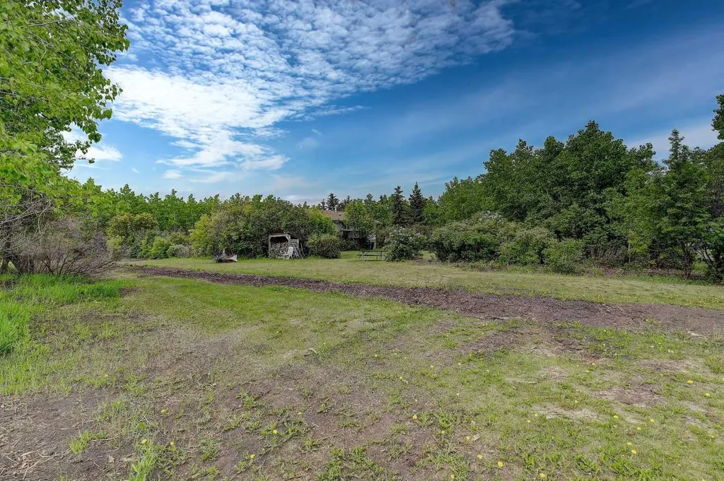 710 8th Avenue W Beaverlodge AB T0H 0C0