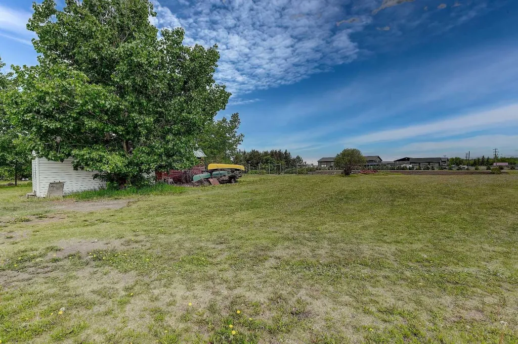710 8th Avenue W Beaverlodge AB T0H 0C0