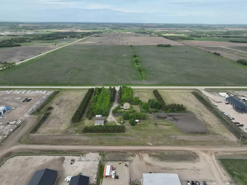 710 8th Avenue W Beaverlodge AB T0H 0C0