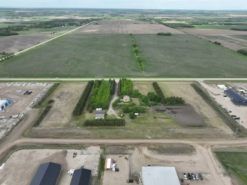 710 8th Avenue W Beaverlodge AB T0H 0C0