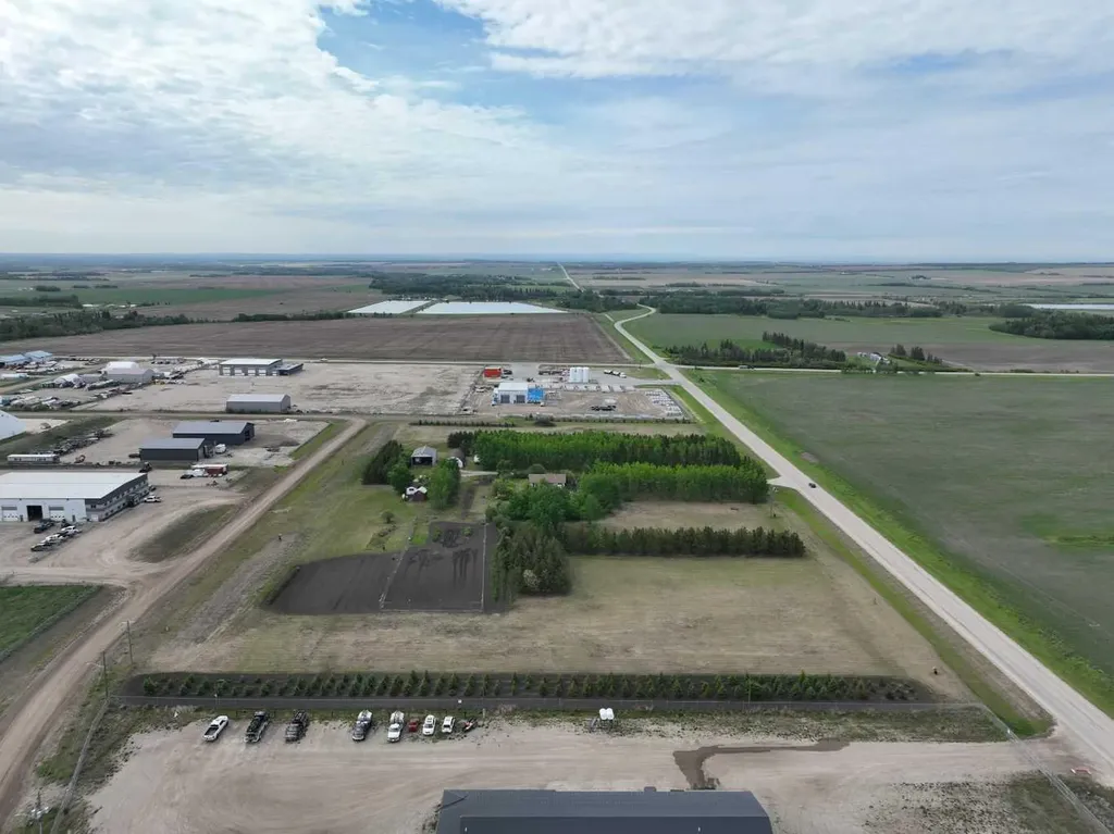 710 8th Avenue W Beaverlodge AB T0H 0C0