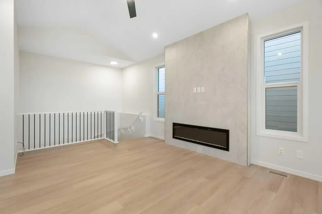 147 Marmot Grove NW Calgary AB T3R 2G4