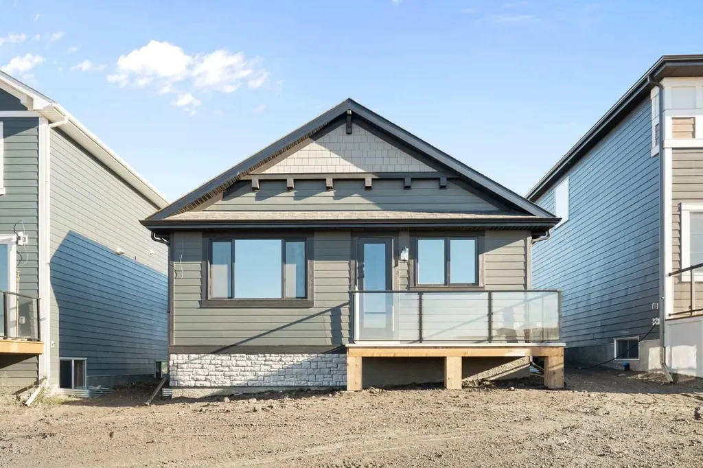 147 Marmot Grove NW Calgary AB T3R 2G4