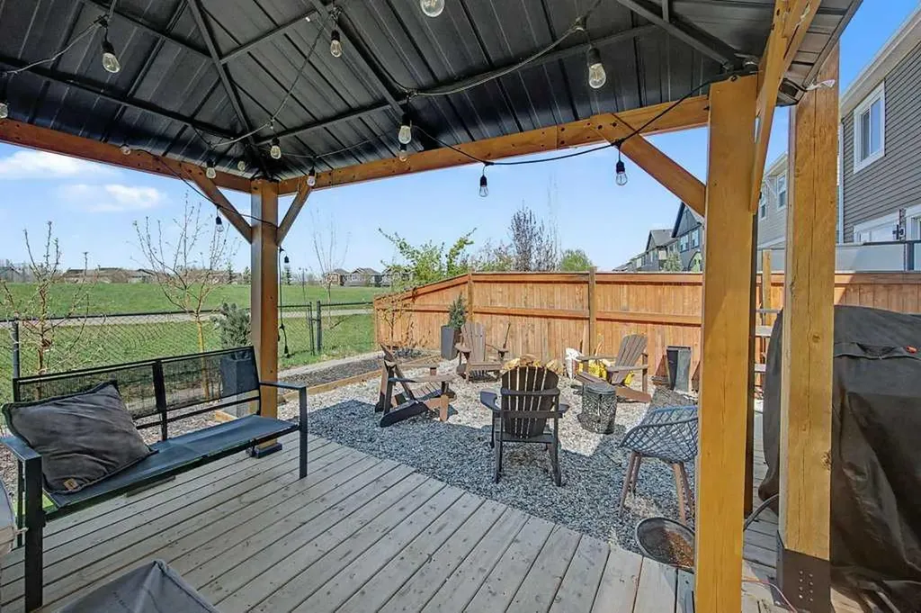 44 Auburn Glen Close SE Calgary AB T3M 2P4