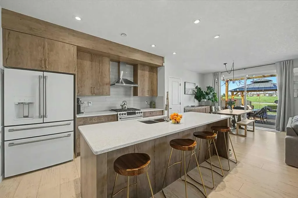 44 Auburn Glen Close SE Calgary AB T3M 2P4