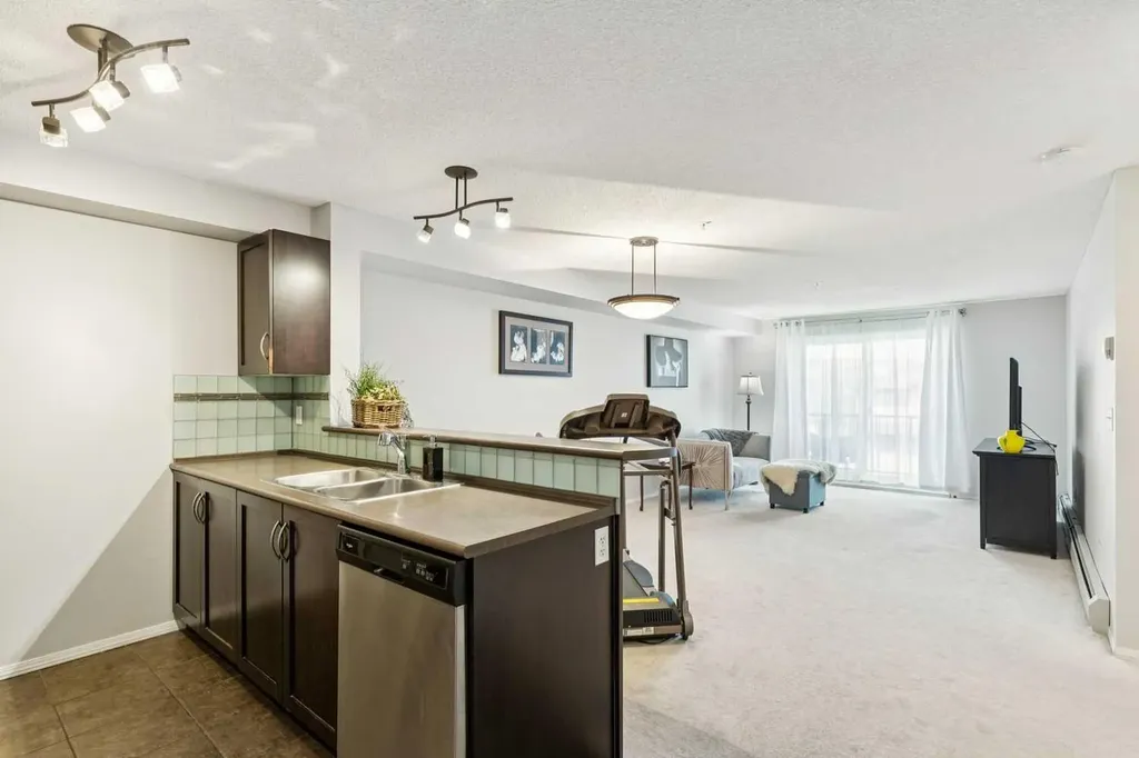 60 Panatella Street NW Calgary AB T3K 0M1