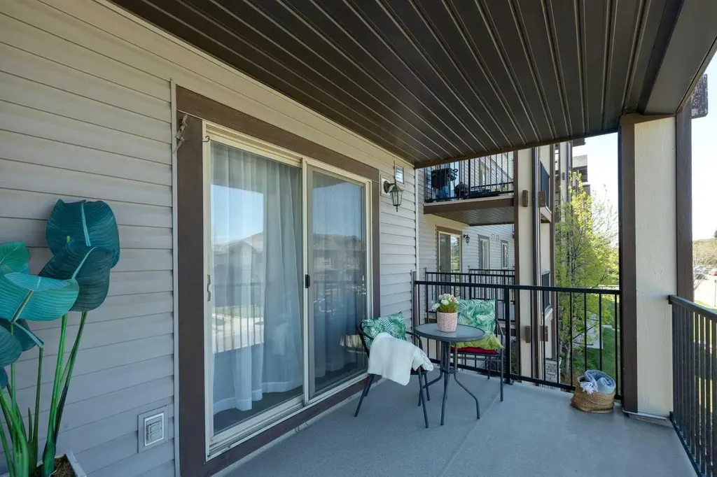 60 Panatella Street NW Calgary AB T3K 0M1